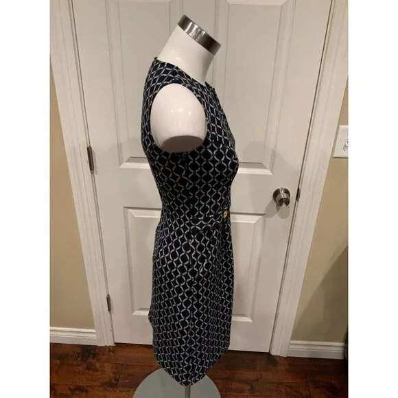 Tabitha Anthropologie Navy Blue Chain Link Keyhole Fit & Flare Dress, Size 0 - Picture 4 of 7